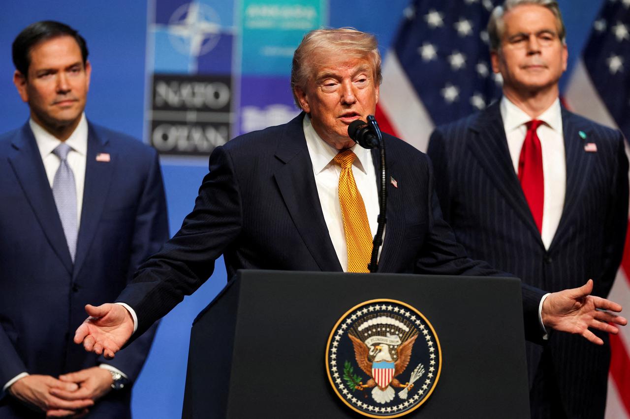 storyeditor/2026-07-09/2026-07-08T161718Z_1896016484_RC2S9MA9GCB4_RTRMADP_3_NATO-SUMMIT-TRUMP.JPG