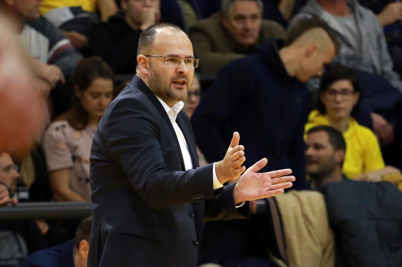 03.02.2017., Split - Dvorana Gripe, Kosarkaska utakmica KK Split - GKK Sibenik. Ivica Skelin Photo: Miranda Cikotic/PIXSELL