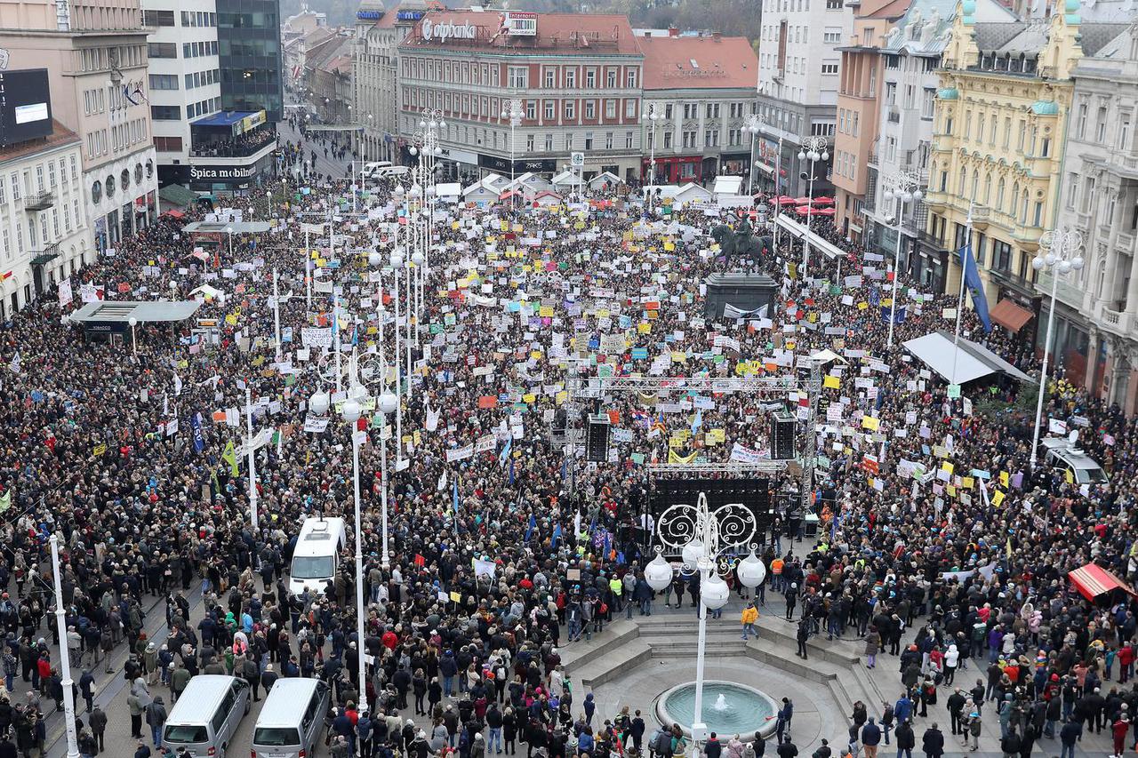 Veliki prosvjed Hrvatska mora bolje popunio glavni gradski Trg
