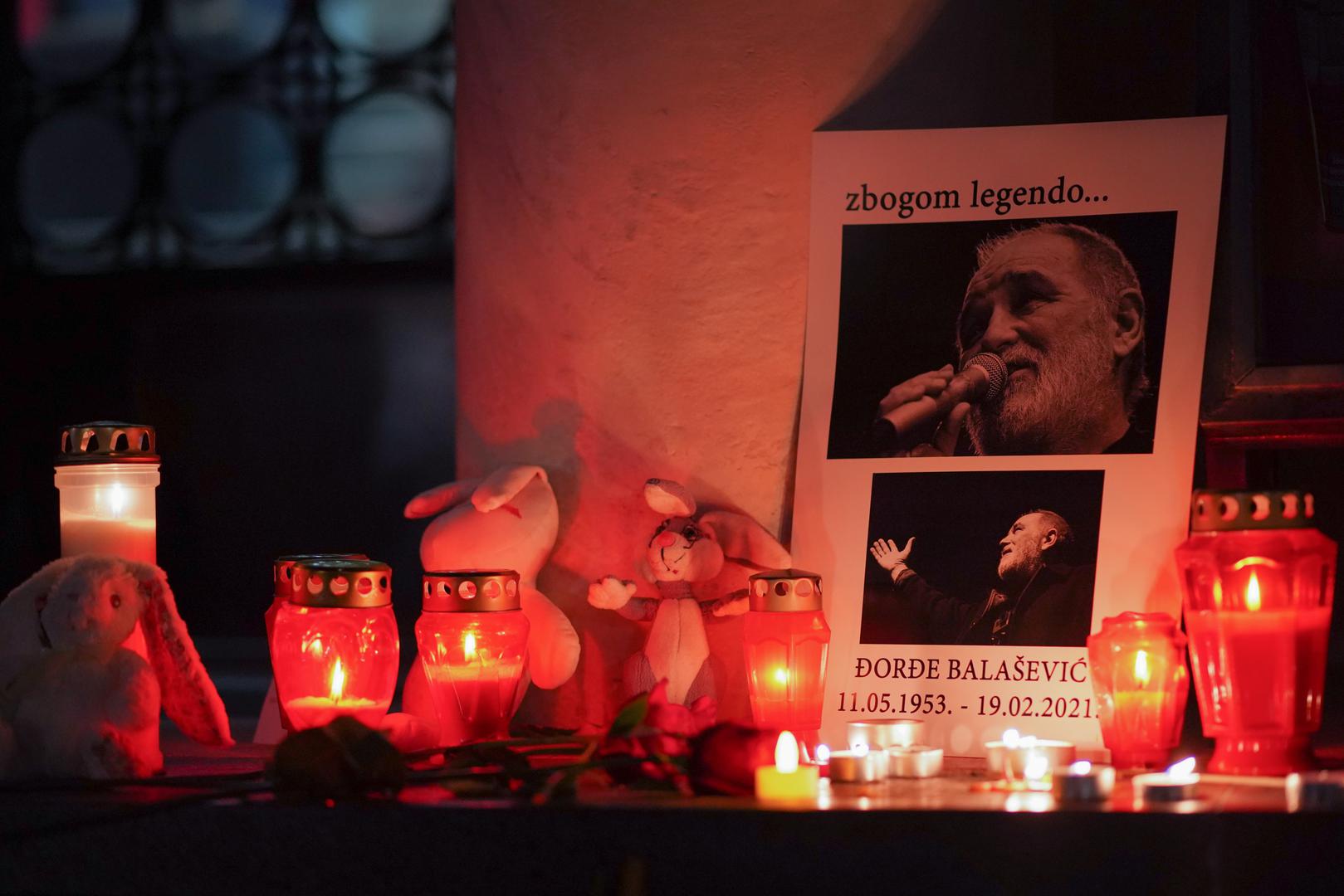  Inače, Banja Luka jedan je od rijetkih gradova iz regije u kojem Đorđe Balašević nije dobrodošao i nakon rata tamo nije održao nijedan koncert. 