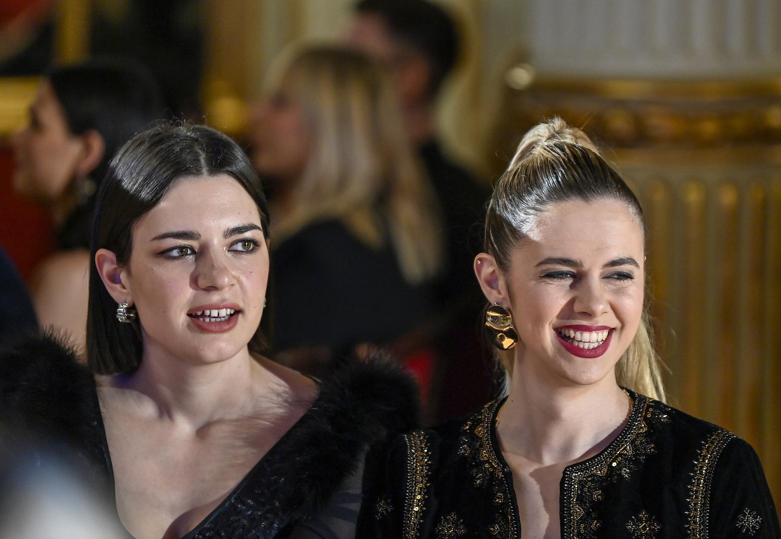 Pjevačica Mia Dimšić i televizijska voditeljica Antonia Ćosić bile su oduševljene novim kreacijama Ivice Skoke