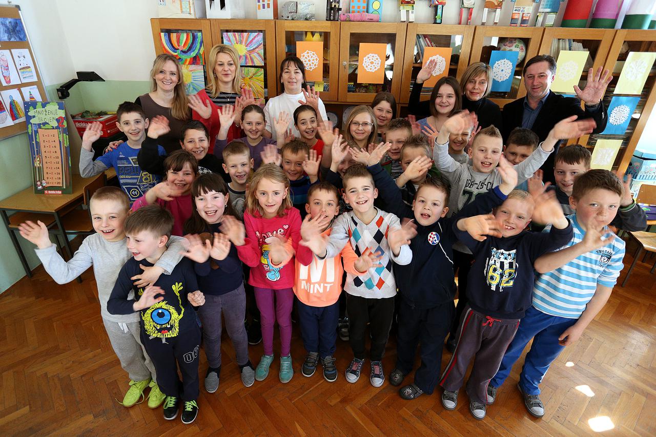 20.02.2015., Zagreb - Ucitelji i djeca OS Vugrovec u Kasini. Photo:Anto Magzan/PIXSELL