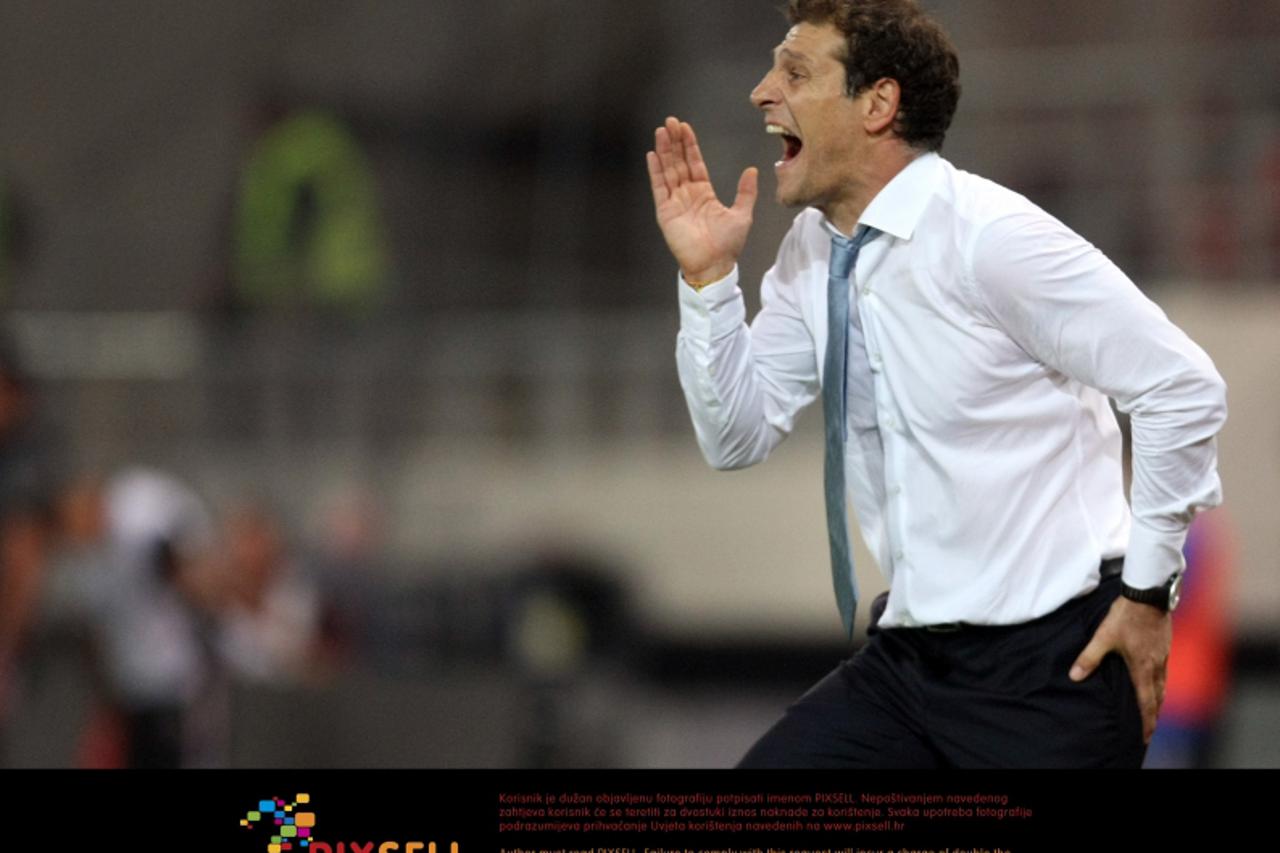 '07.10.2011., Grcka, Pireji - Stadion Georgios Karaiskakis. Kvalifikacije za Europsko prvenstvo u nogometu 2012 u Ukrajini i Poljskoj. Hrvatska - Grcka. Slaven Bilic Photo: Sanjin Strukic/PIXSELL'