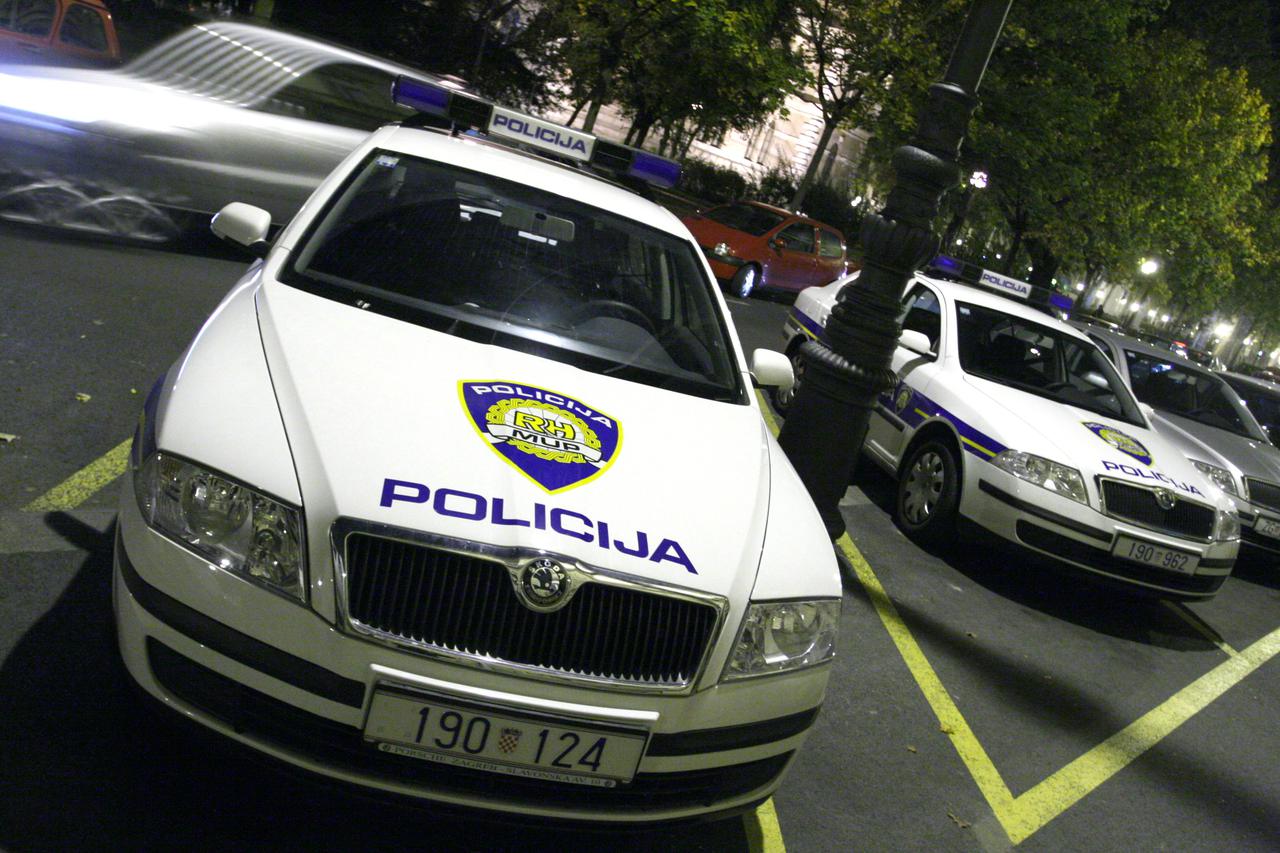 policija