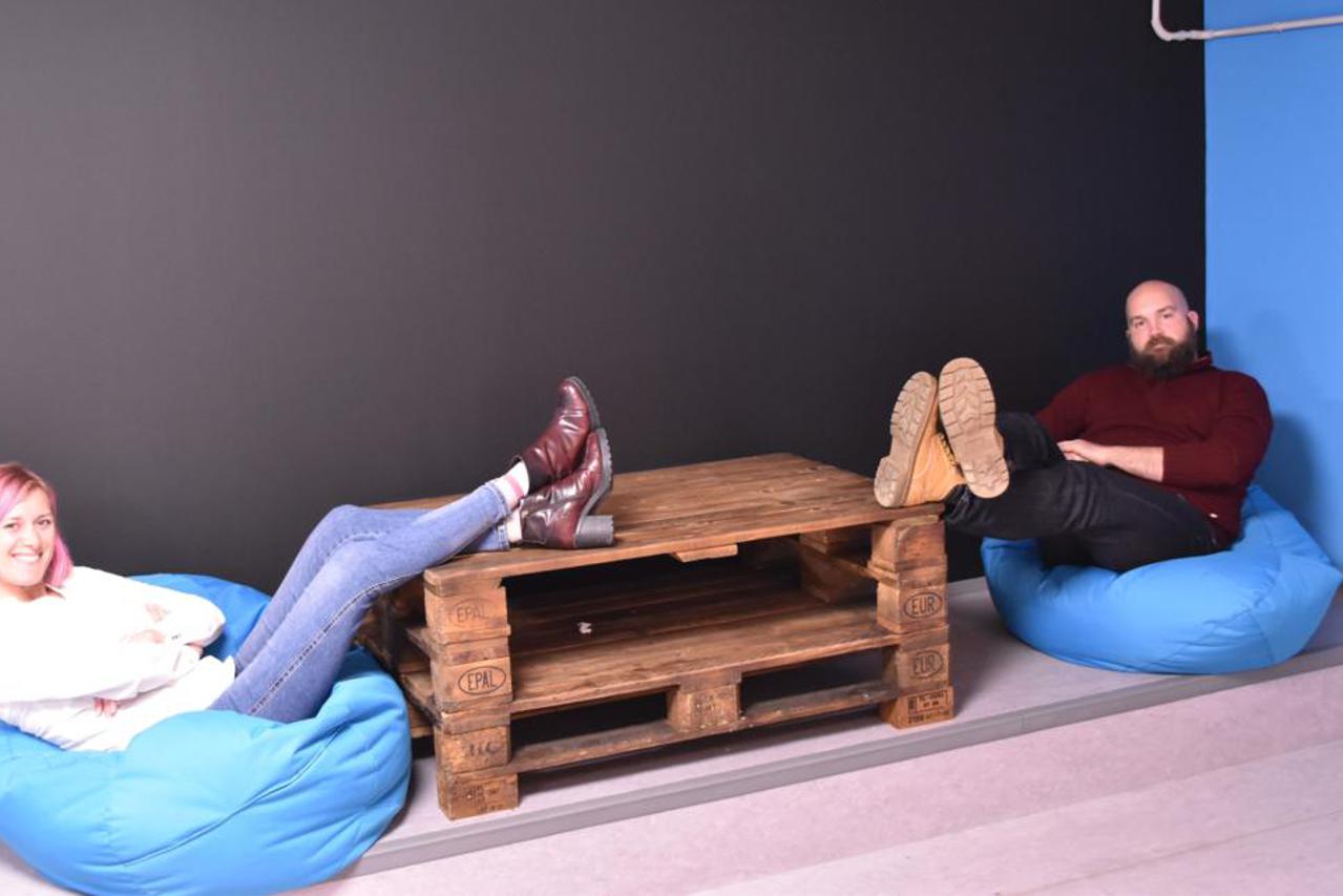 Marko Brkljačić i Iva Soža osmislili su proizvod koji CO2 pretvara u biomasu