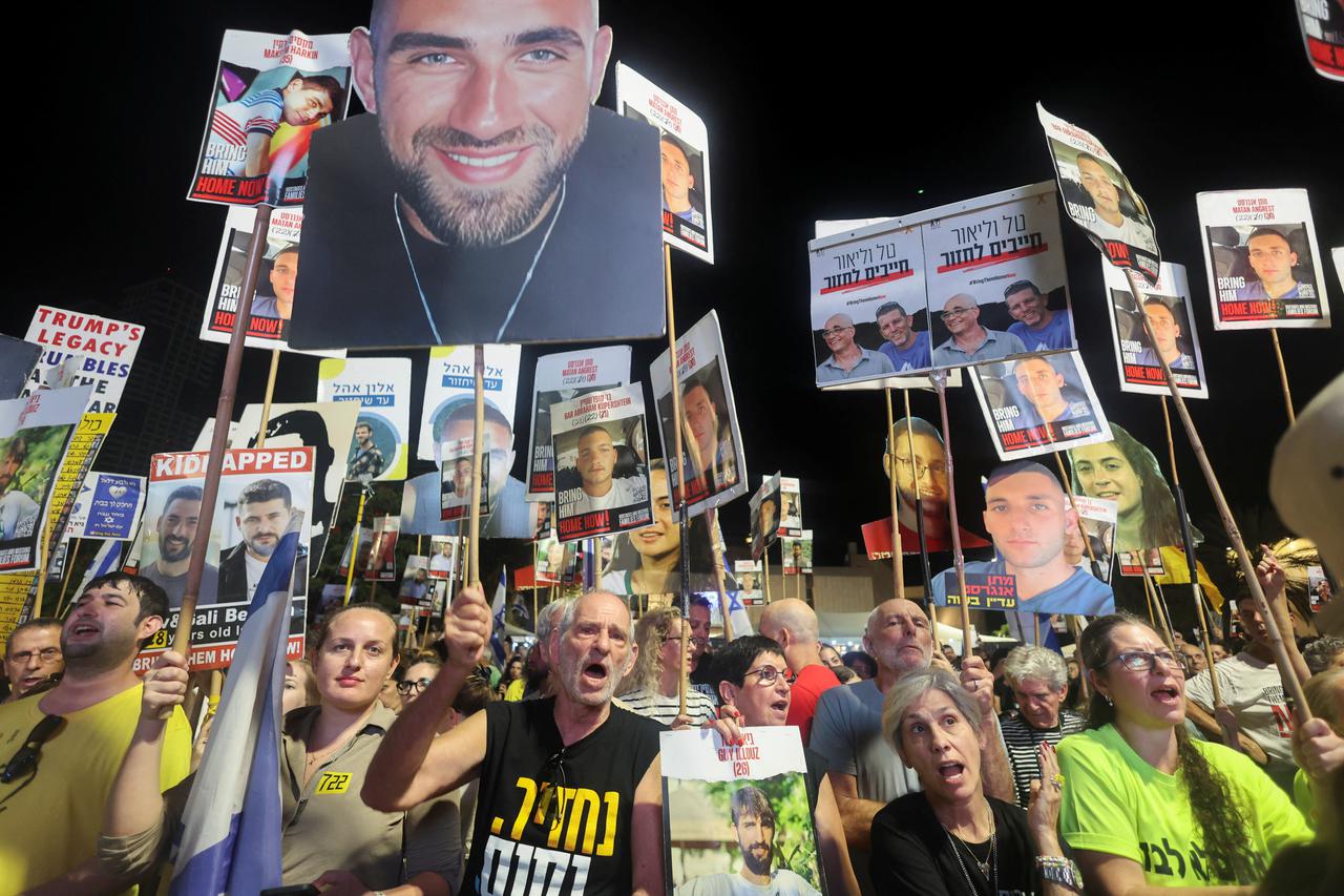 Demonstration demanding release of hostages and end to Gaza war in Tel Aviv