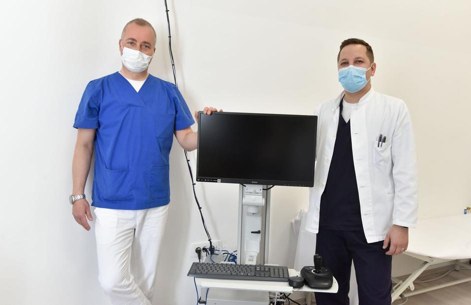 PBZ Grupa donirala suvremeni EEG uređaj Specijalnoj bolnici za ortopediju i rehabilitaciju „Martin Horvat“ Rovinj – Rovigno