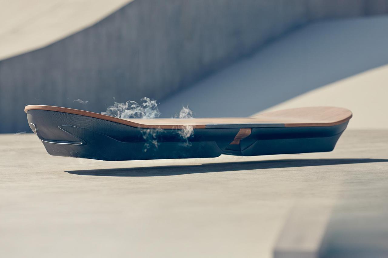 Lexus Slide