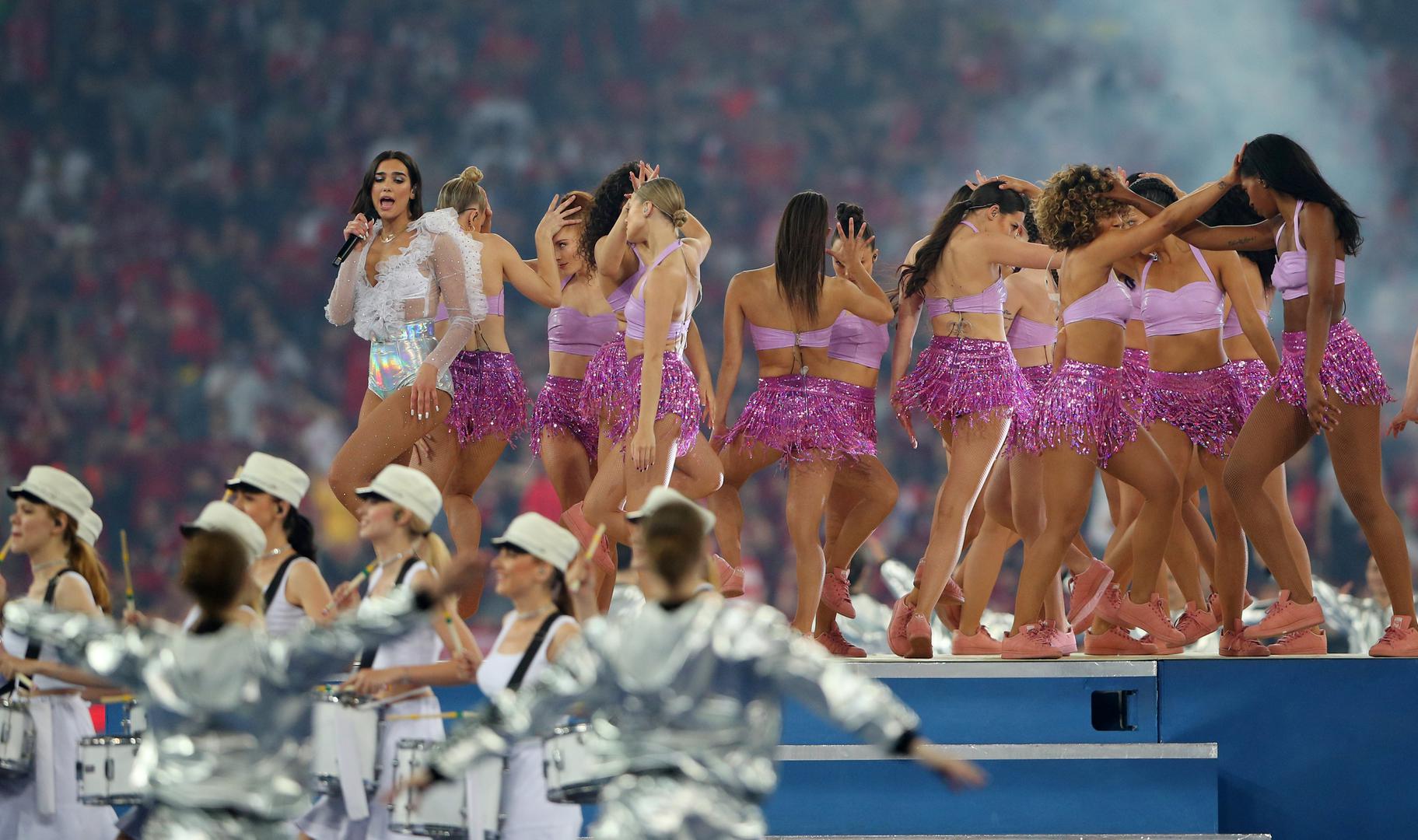 Inače, otac joj je inače poznati kosovski reper Dukagjin Lipa