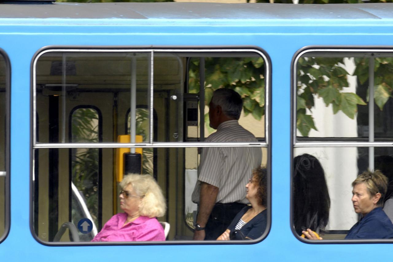 ne objavljuj fotku
