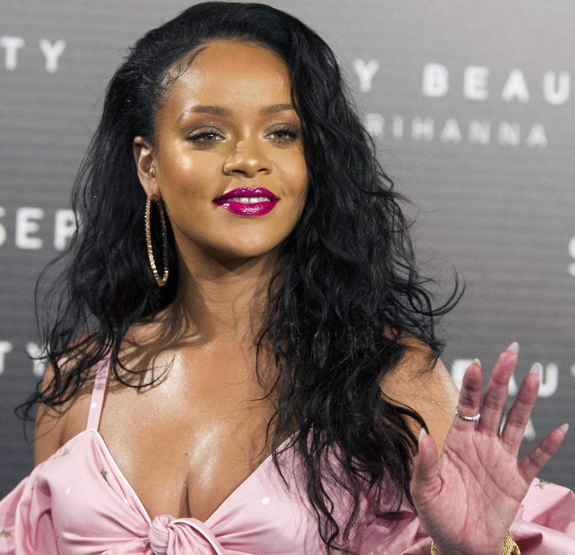 Rihanna otvoreno priča i o tome da joj je životna želja kupiti nogometni klub