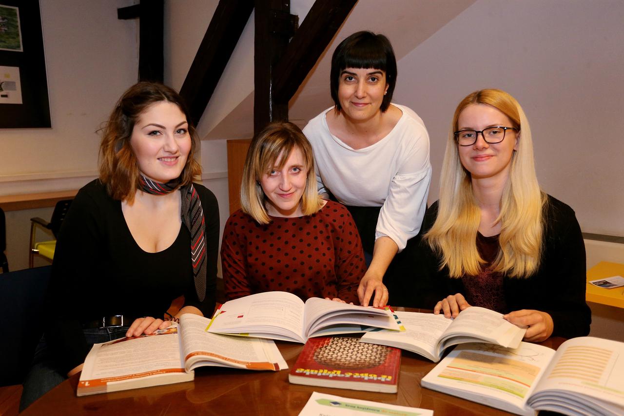 Zagreb: Organizatorice kviza za maturante u Gradskoj knjižnici