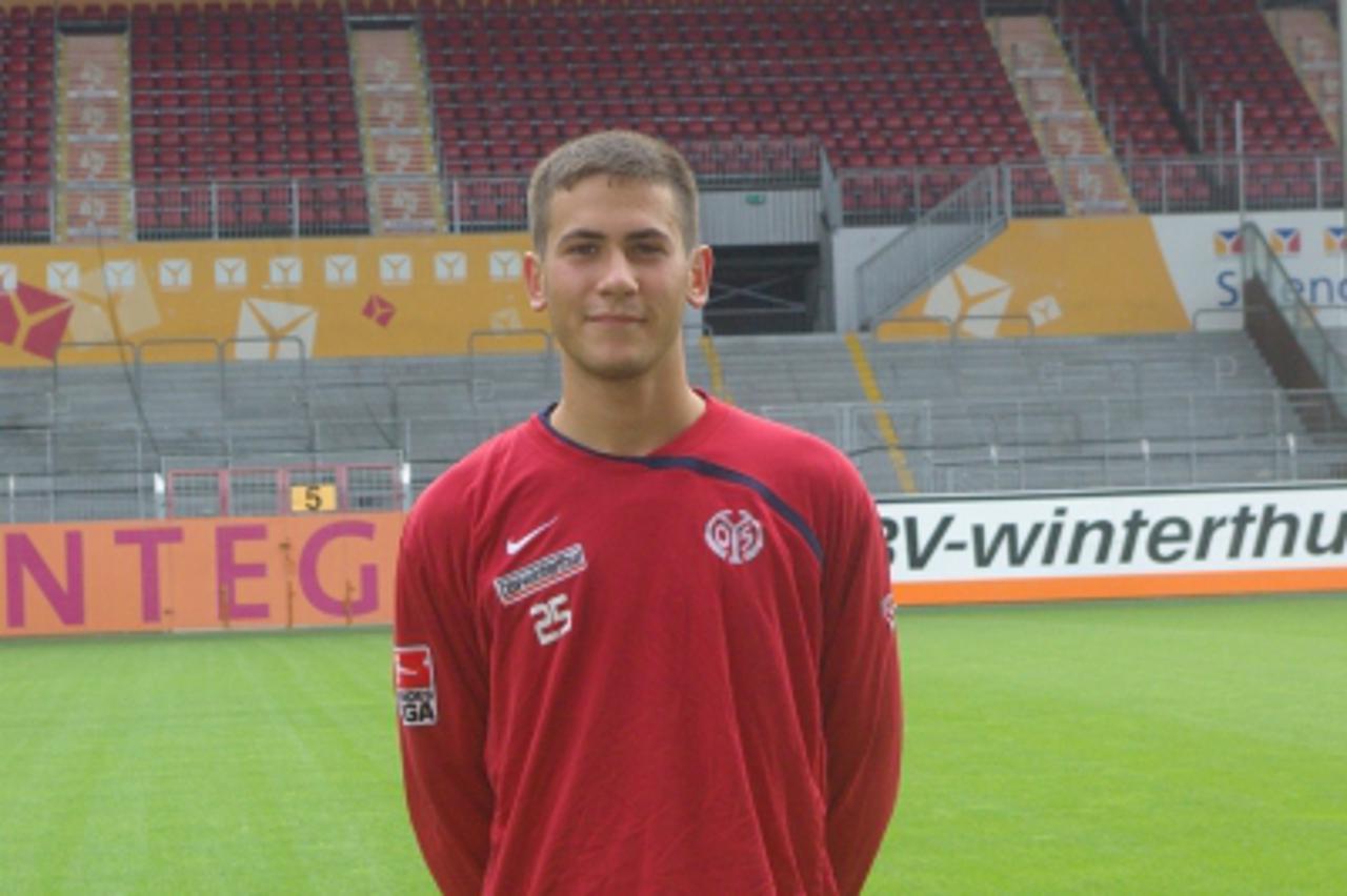 'inozemno - 28.06.09.,mainz - Mario Vrancic, najtalentiraniji nogometa\\u009A njemacke juniorske reprezentacije iznajmljen je na jednu sezonu crveno-bijelom Ahlenu photo: Marijana Dokoza/Vecernji list