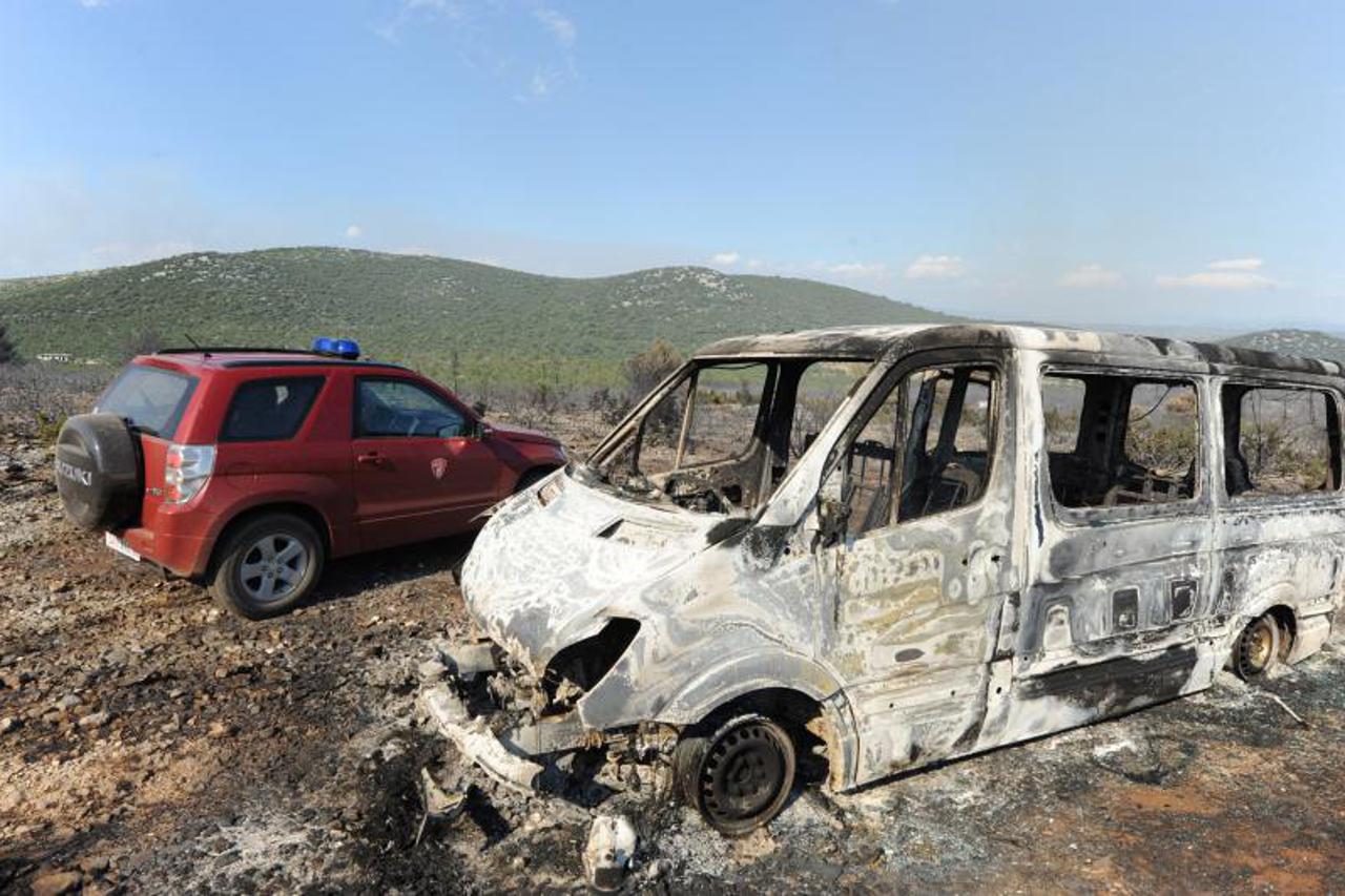 Požar, Vatrogasno vozilo (1)