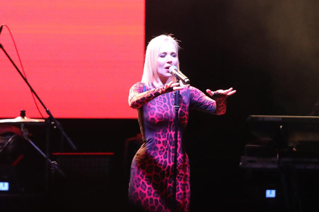 Jelena Rozga u Osijeku