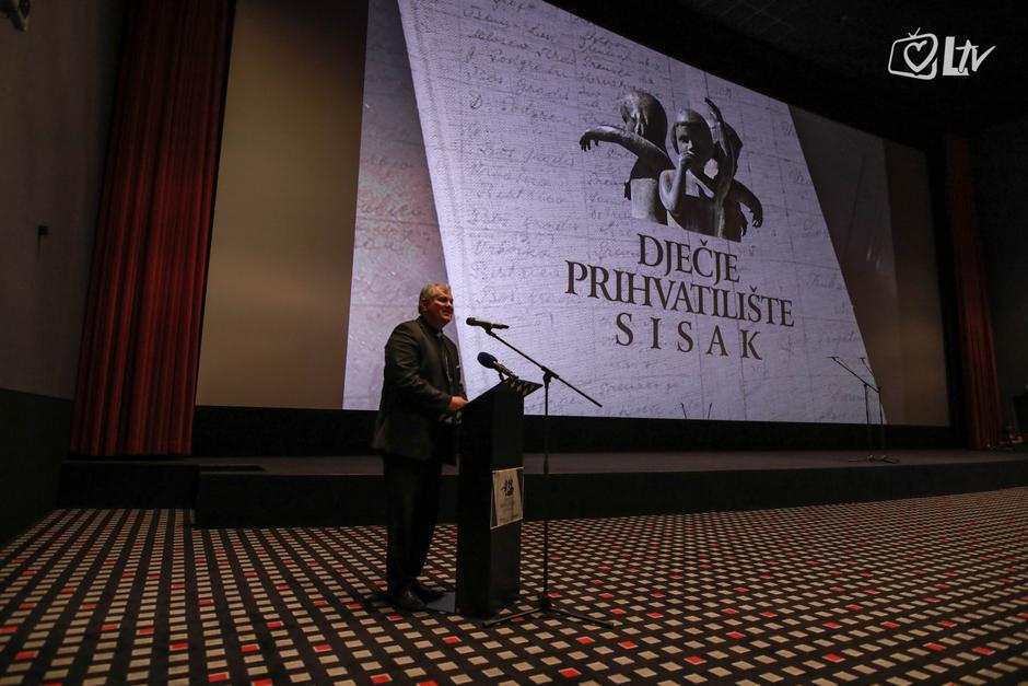 PREMIJERA LAUDATOVA FILMA