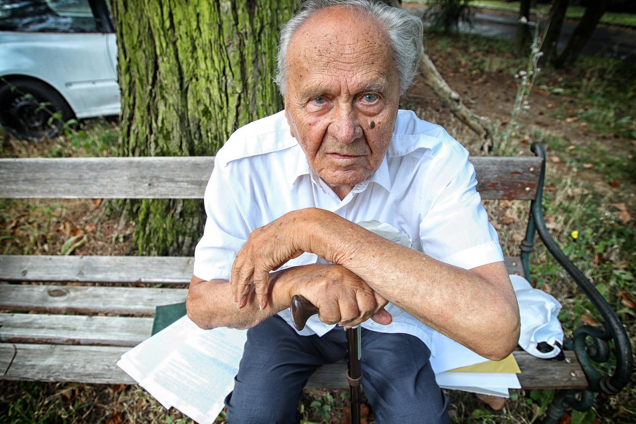 Josip Manolić