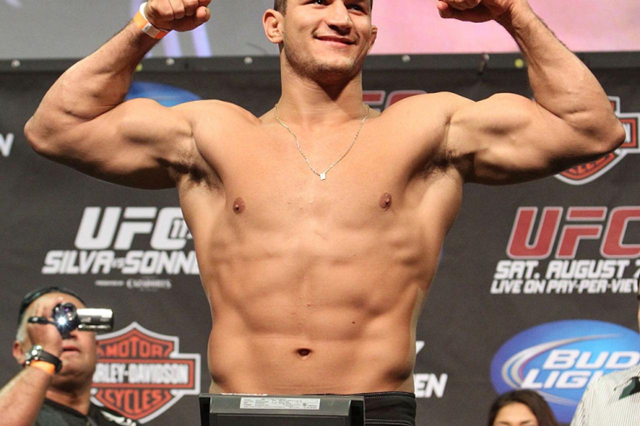Junior dos Santos (1)
