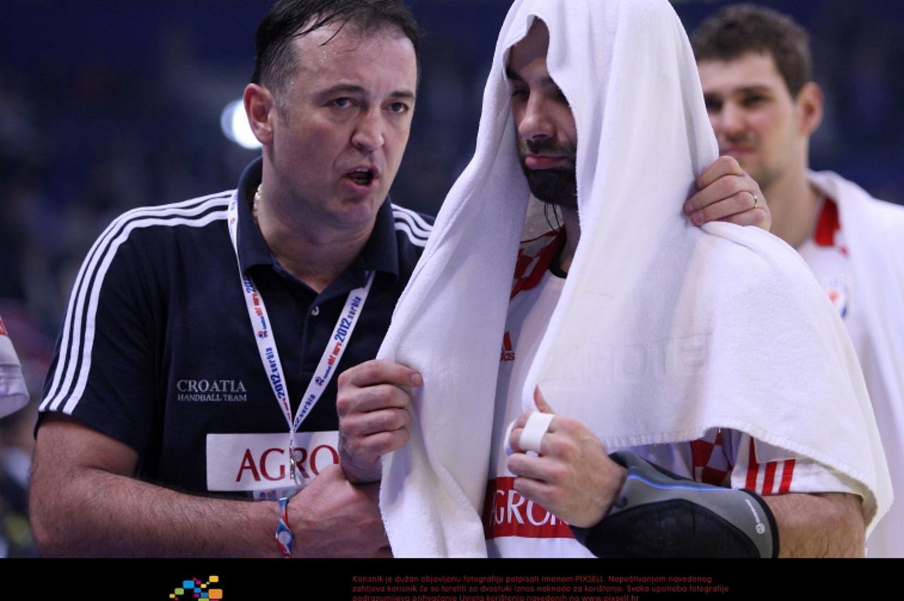 '27.01.2012., Beograd, Srbija - Polufinalna utakmica Hrvatska - Srbija na Europskom rukometnom prvenstvu 2012. Slavko Goluza, Ivano Balic. Photo: Antonio Bronic/PIXSELL'