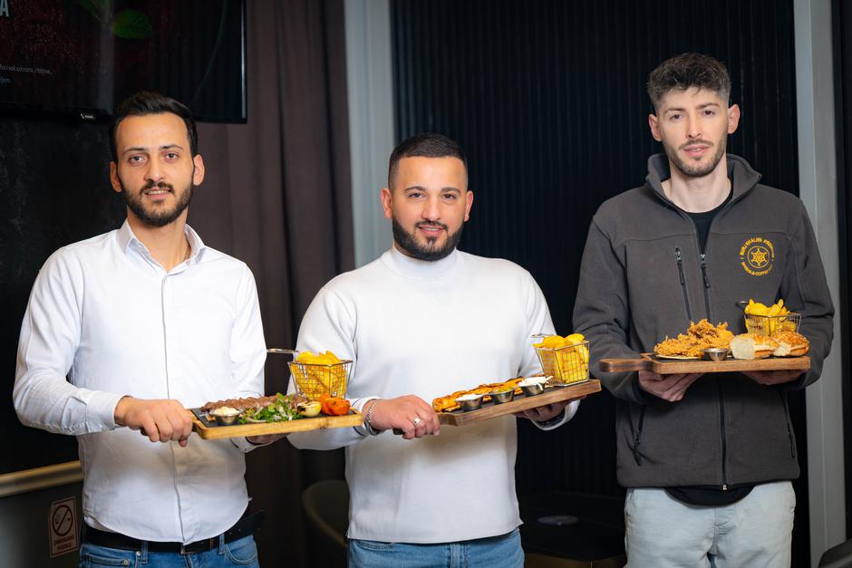 Zagreb: Restoran Burj Khalifa Premium
