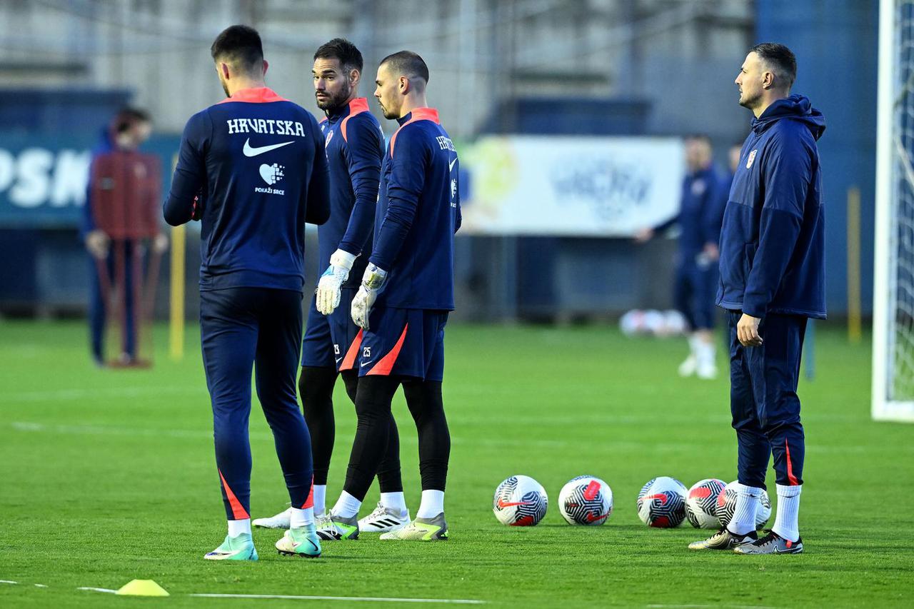 Trening hrvatske nogometne reprezentacije uoči odlaska u Egipat