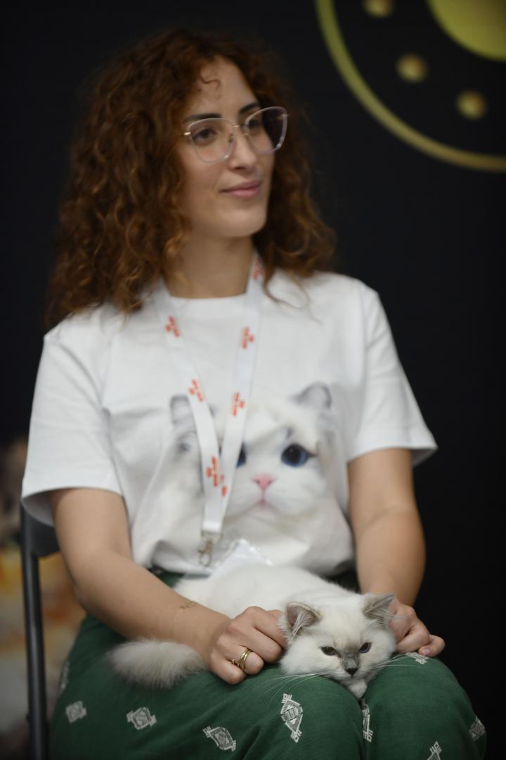 Posjetitelji mogu uživati u ljepoti najljepših mačaka, pratiti uzbudljiva natjecanja i otkriti male tajne života s ovim ljubimcima.