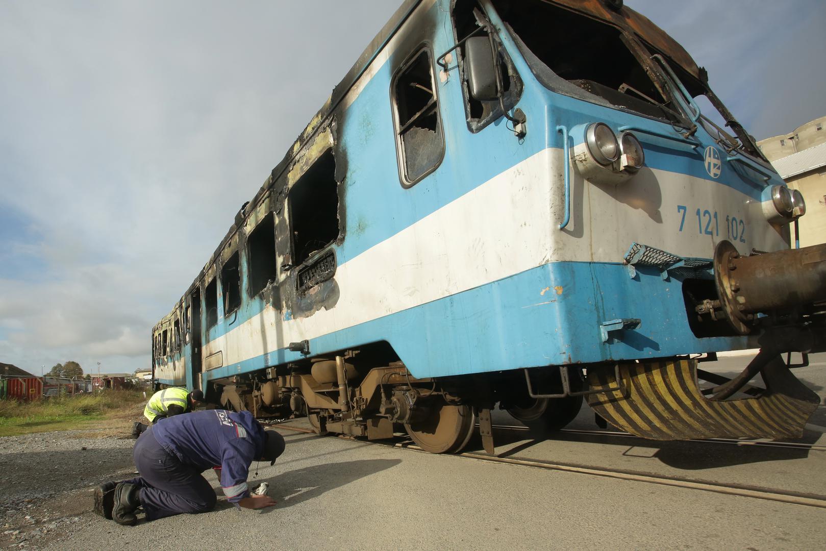 17.10.2020., Nasice - Sinoc oko 21 sat zapalio se putnicki vlak na relaciji Osijek - Virovitica. Nastradalih nema a ocevid je u tjeku. Photo: Dubravka Petric/PIXSELL