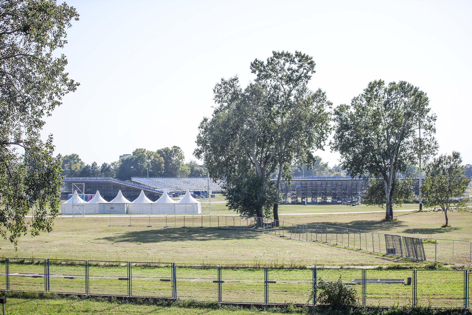 31.07.2024.., Zagreb - Radovi na tribinama i pozornici Hipodroma za koncert Eda Sheerana koji uskoro nastupa u sklopu Mathematics turneje. Photo: Slavko Midzor/PIXSELL