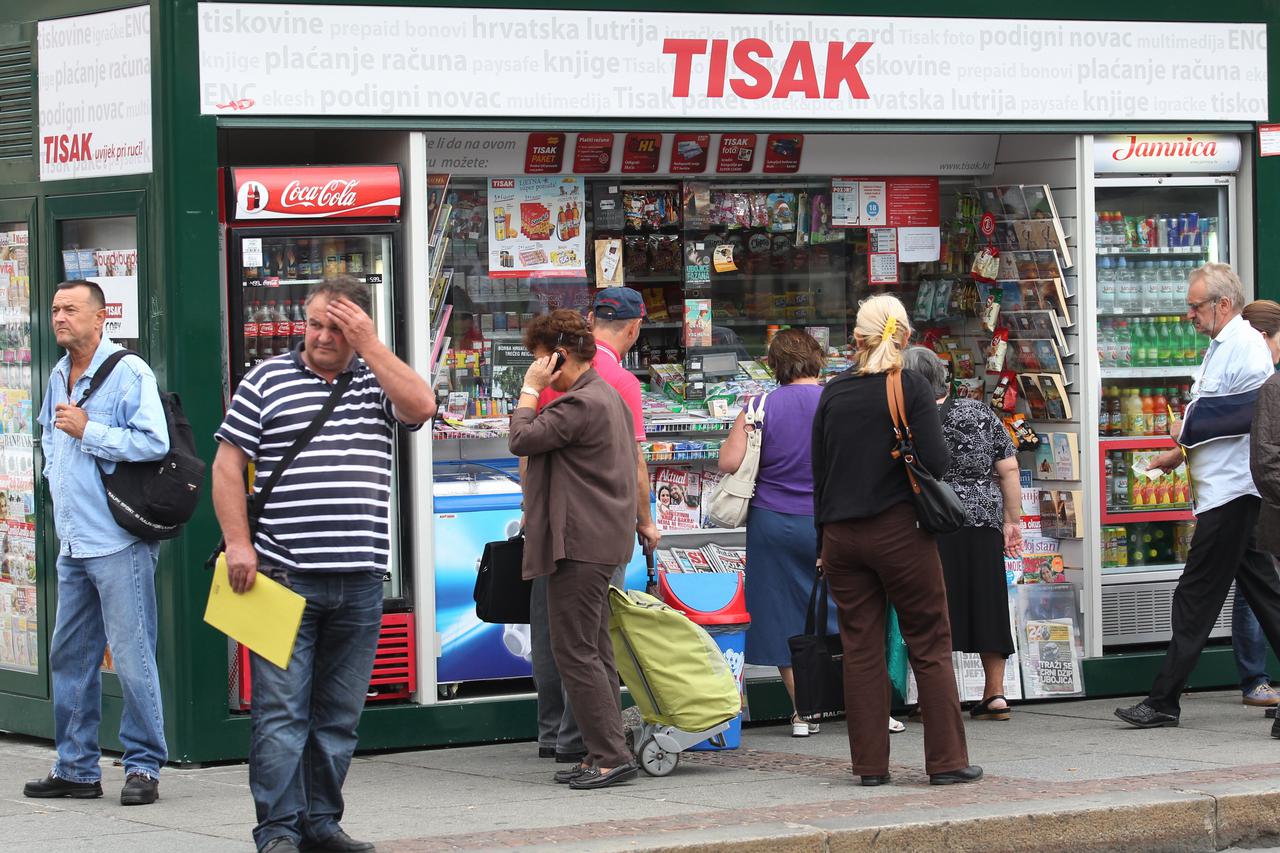 27.08.2013., Zagreb -  Tisak, tvrtka za prodaju i distribuciju, clan Agrokor koncerna, najveci je maloprodajni lanac kioska.  Photo: Zeljko Lukunic/PIXSELL