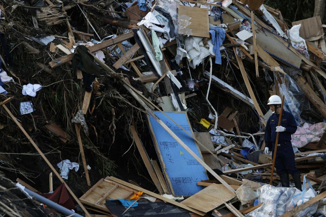 Tajfun pogodio Japan (1)