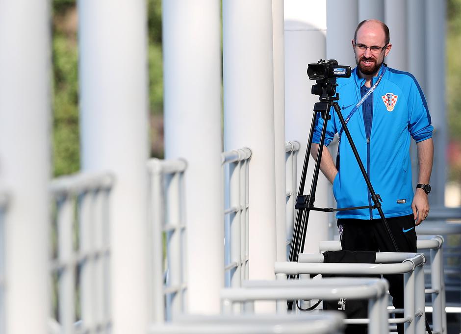 Video analitičar Marc Rochon analizira igru Vatrenih i taktičkih pojedinosti tijekom utakmica