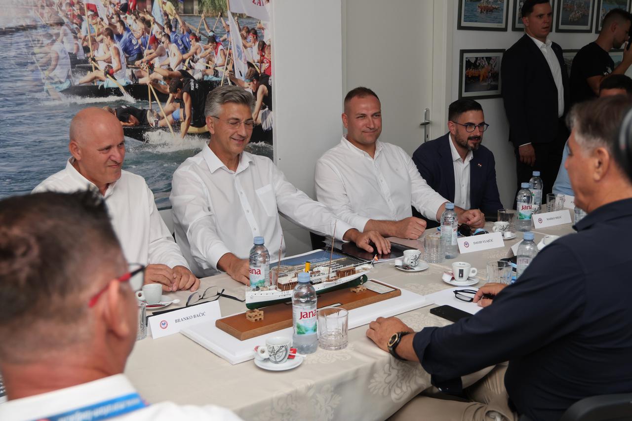 Metković: Plenković se sastao s predsjedništvom Udruge lađara Neretve
