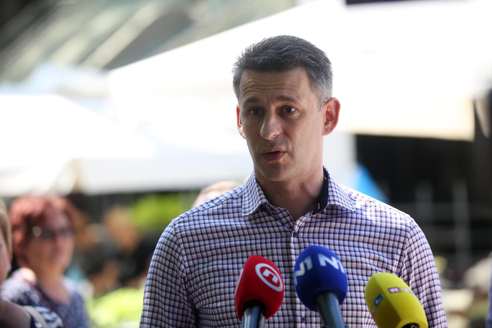 07.06.2024.,Velika Gorica - Predsjednik Mosta Bozo Petrov odrzao je konferenciju za novinare na temu "Najveca promjena u Europskoj uniji krece iz Hrvatske - kako izlaskom na izbore u nedjelju biraci mogu doprinijeti promjeni osnivackih ugovora EU-a i svih javnih politika" Photo: Zeljko Hladika/PIXSELL