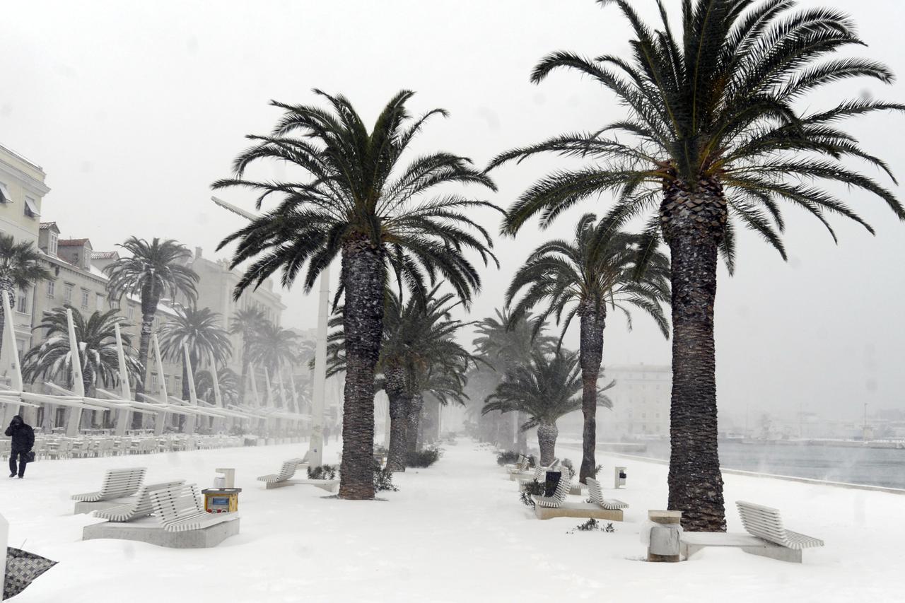 Snijeg u Splitu 2012.