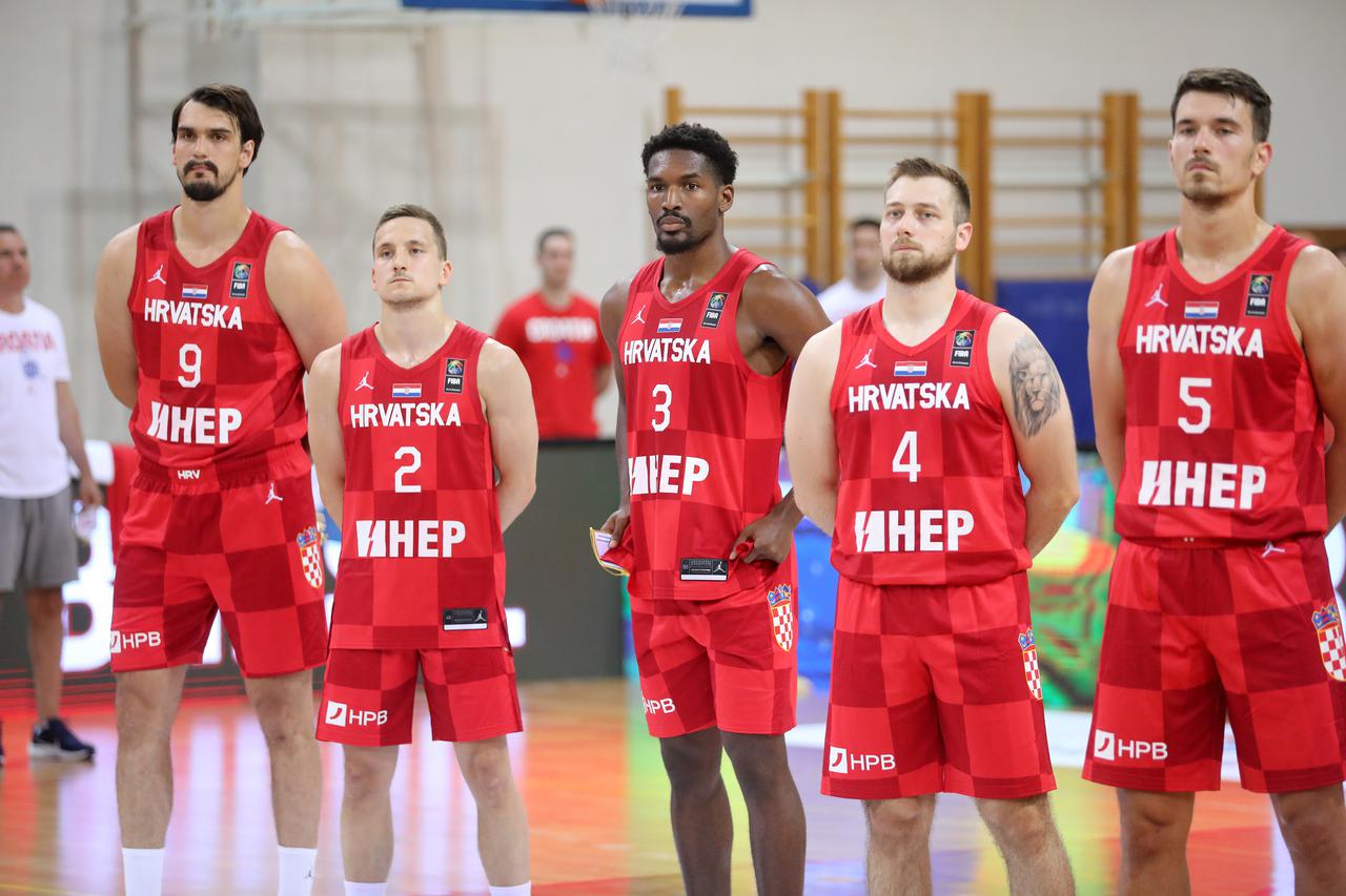 Opatija: Košarkaška utakmica Hrvatska - Brazil