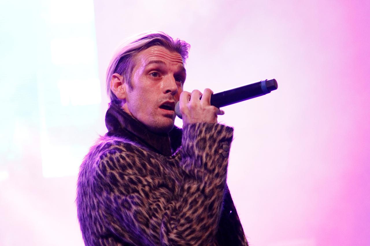 Pop 2000 Tour Concert - Los Angeles