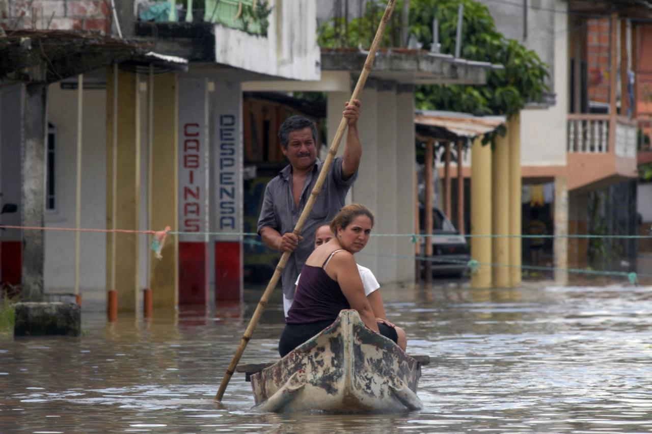 calceta,ekvador,poplava (1)