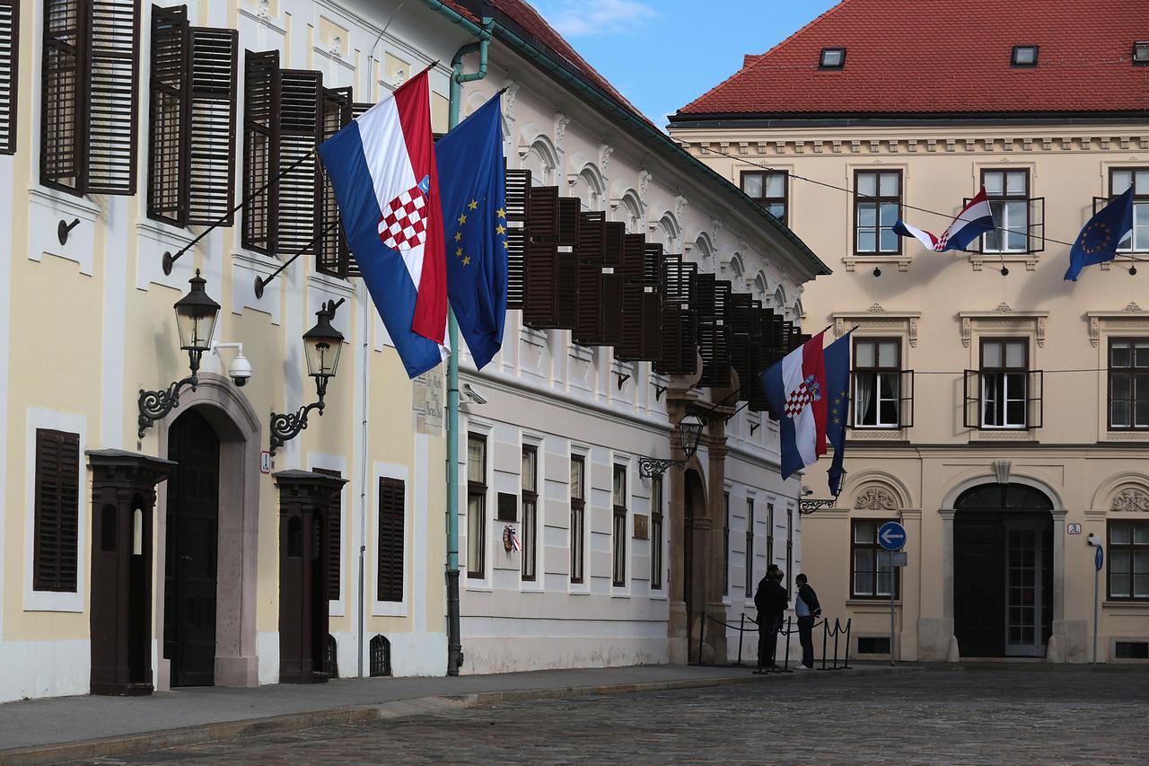 Banski dvori