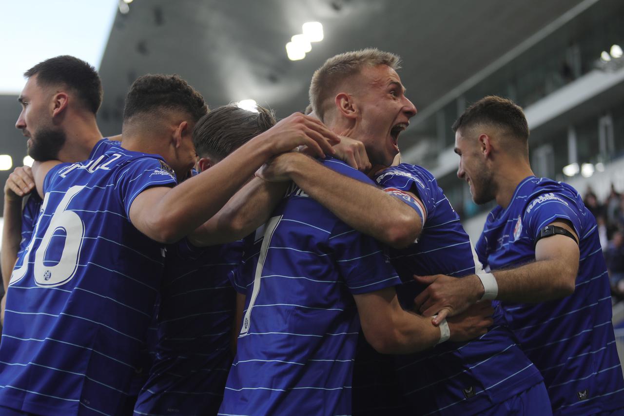 Dinamo i Rijeka u finalu Hrvatskog nogometnog kupa