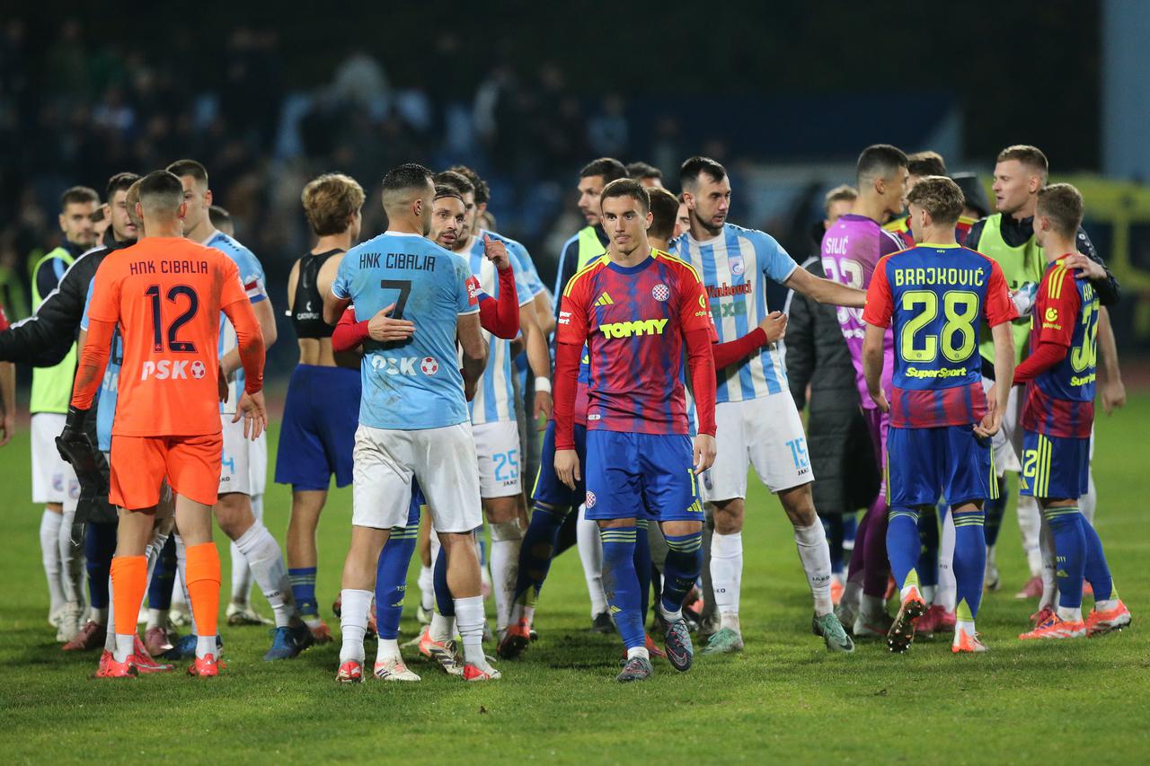 Vinkovci: Cibalia i Hajduk sastali se u osmini finala Hrvatskog nogometnog kupa