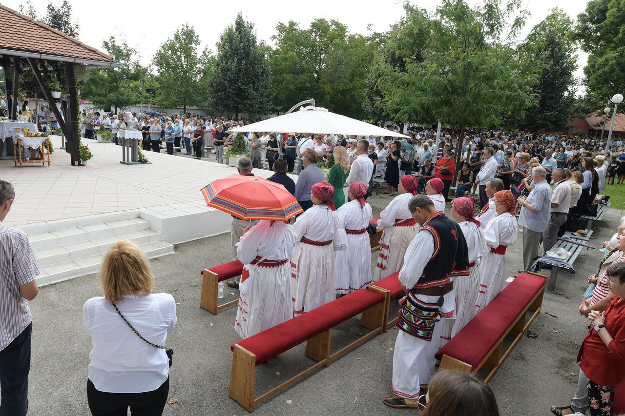 Zagreb: Misno slavlje i proštenje u Stenjevcu povodom Velike Gospe