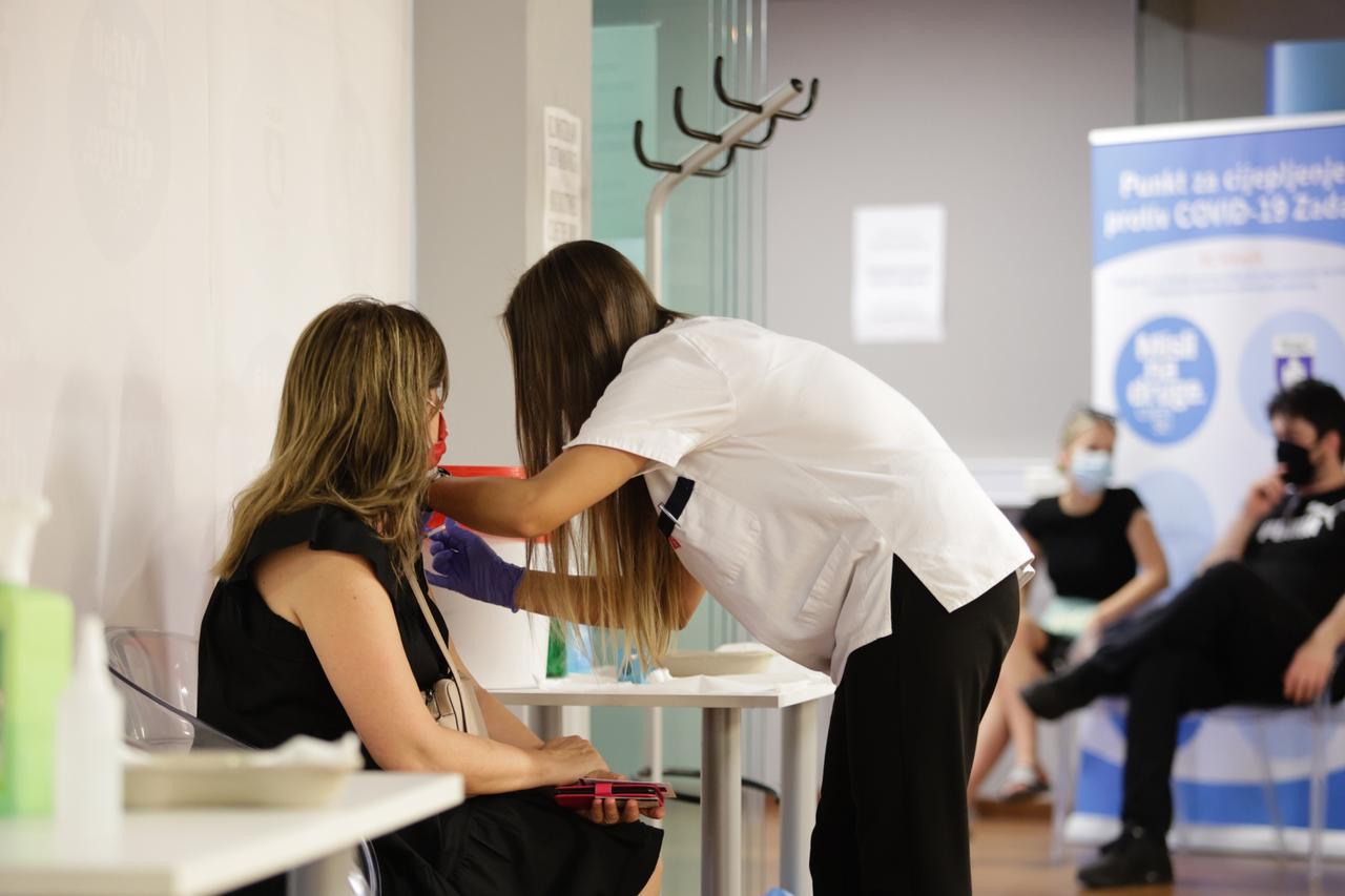 Zadar: Na punktu za cijepljenje na Višnjiku nema velikih gužvi