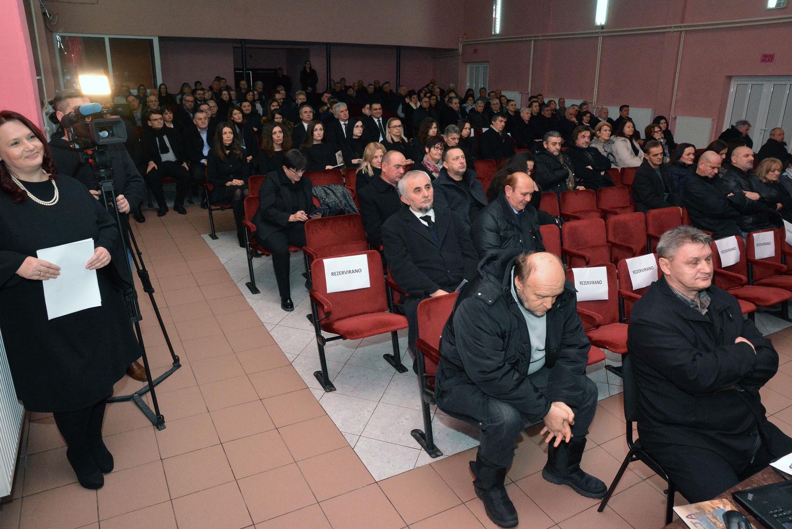 "Entuzijazam je bio njegovo pokretačko gorivo i stvaralačka snaga koja je na opće dobro izrodila respektabilan filmski festival 'Dane hrvatskog filma'. U taj je projekt krenuo s mrtve točke ratne 1995. i doveo ga do razine najpriznatijih festivala u široj regiji", rekao je Benković.