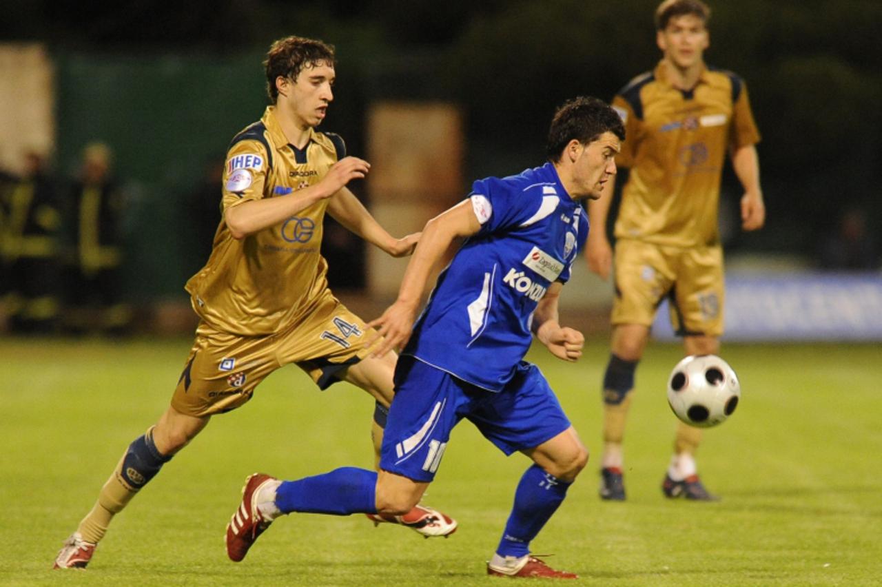 '08.05.2010., Sibenik - Nogometna utakmica 28. kola T-Com 1. HNL izmedju Sibenika i Dinama. Mehmed Alispahic Photo: Hrvoje Jelavic/PIXSELL'