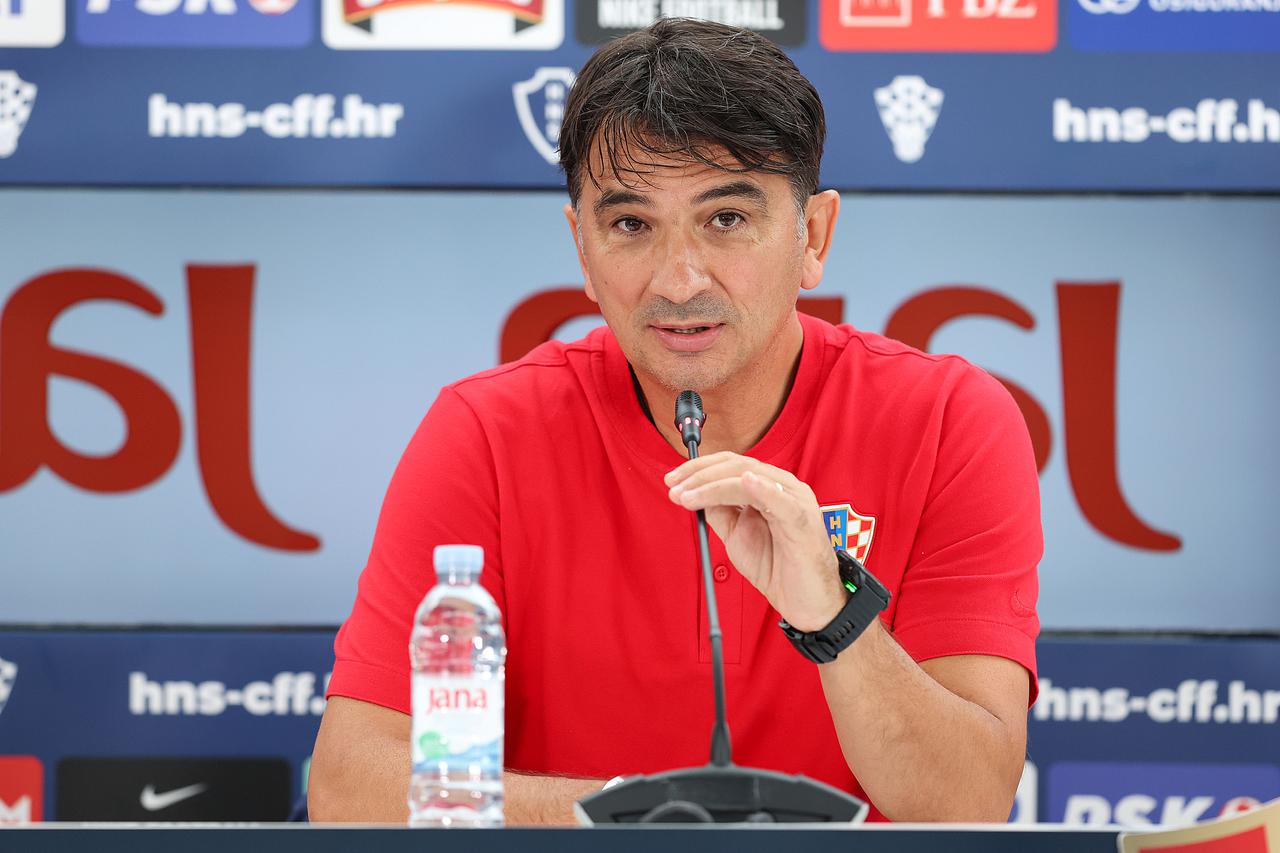 KATAR 2022 - Dan nakon velike pobjede nad Brazilom  Zlatko Dali? održao je konferenciju za medije 