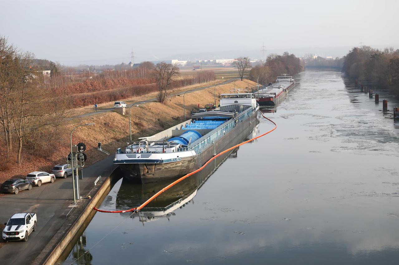 Njema?ka: Kanal Majna-Dunav kod Forchheima zatvoren nakon brodske nesre?e