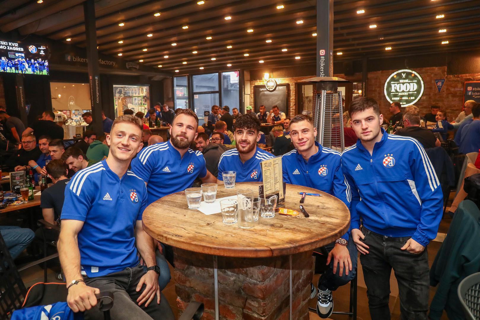 Na njemu su uz navijače i prijatelje kluba te zaljubljenike u kvizove sudjelovali i neki igrači prve momčadi