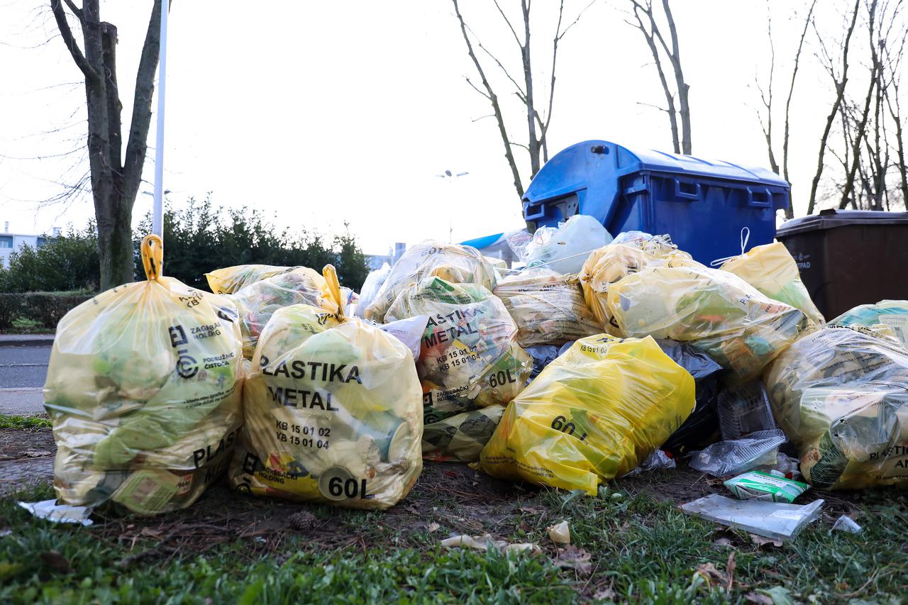 Zagreb : Velike koli?ine otpada nakon blagdana