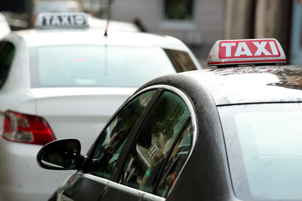 Vozači Ubera u štrajku zbog neredovitih isplataplaća