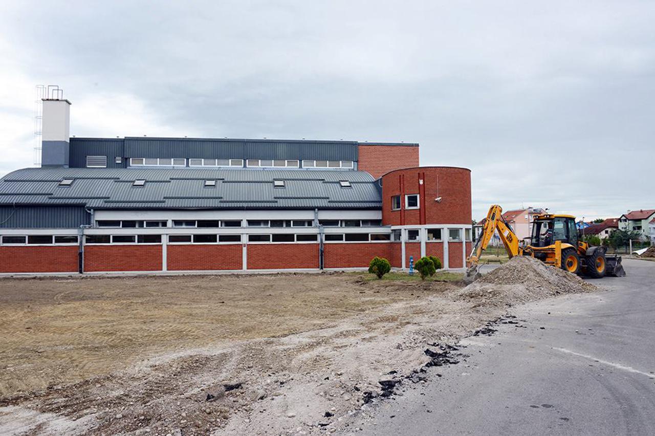 OŠ Brestje, portal (1)